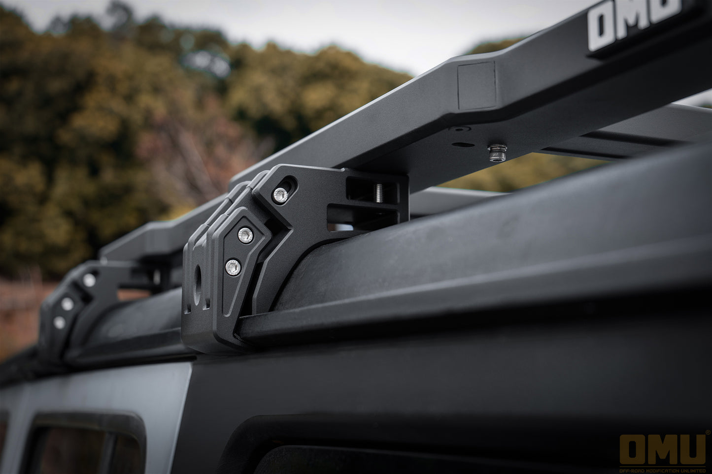 OMU Genesis Series Multifunctional Aluminum Roof Luggage Rack With Rear Window Side Ladder For Jeep Wrangler JL