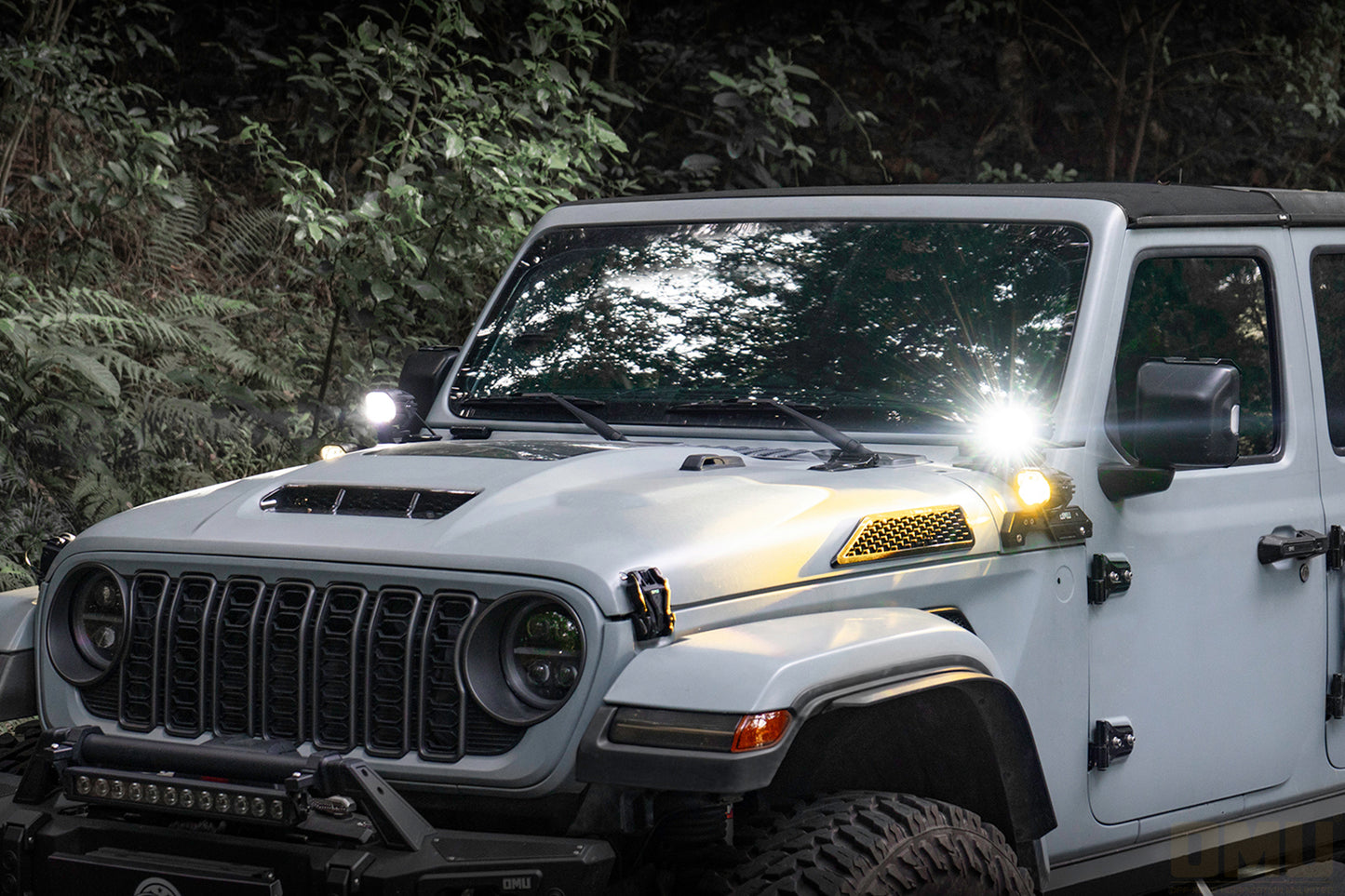 OMU Genesis Series Aluminum High Low Beam Switchable A-Pillar Spotlight For Vehicle Jeep Ford Etc