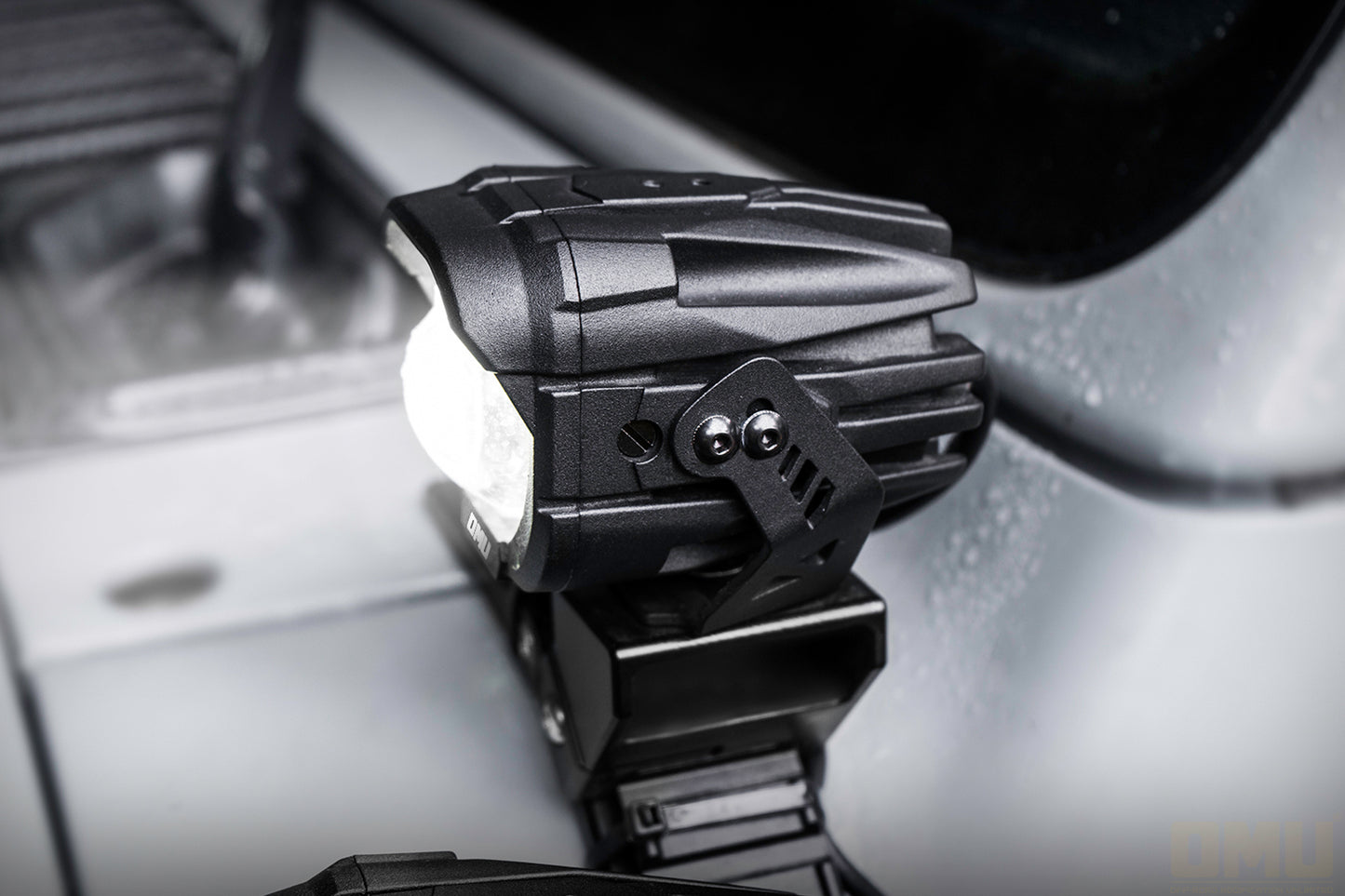 OMU Genesis Series Aluminum High Low Beam Switchable A-Pillar Spotlight For Vehicle Jeep Ford Etc