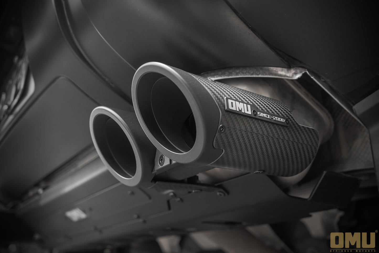 OMU Genesis Series Exhaust Tailpipe Trim Kit For New Land Rover Defender 110/130  (only 3.0L)