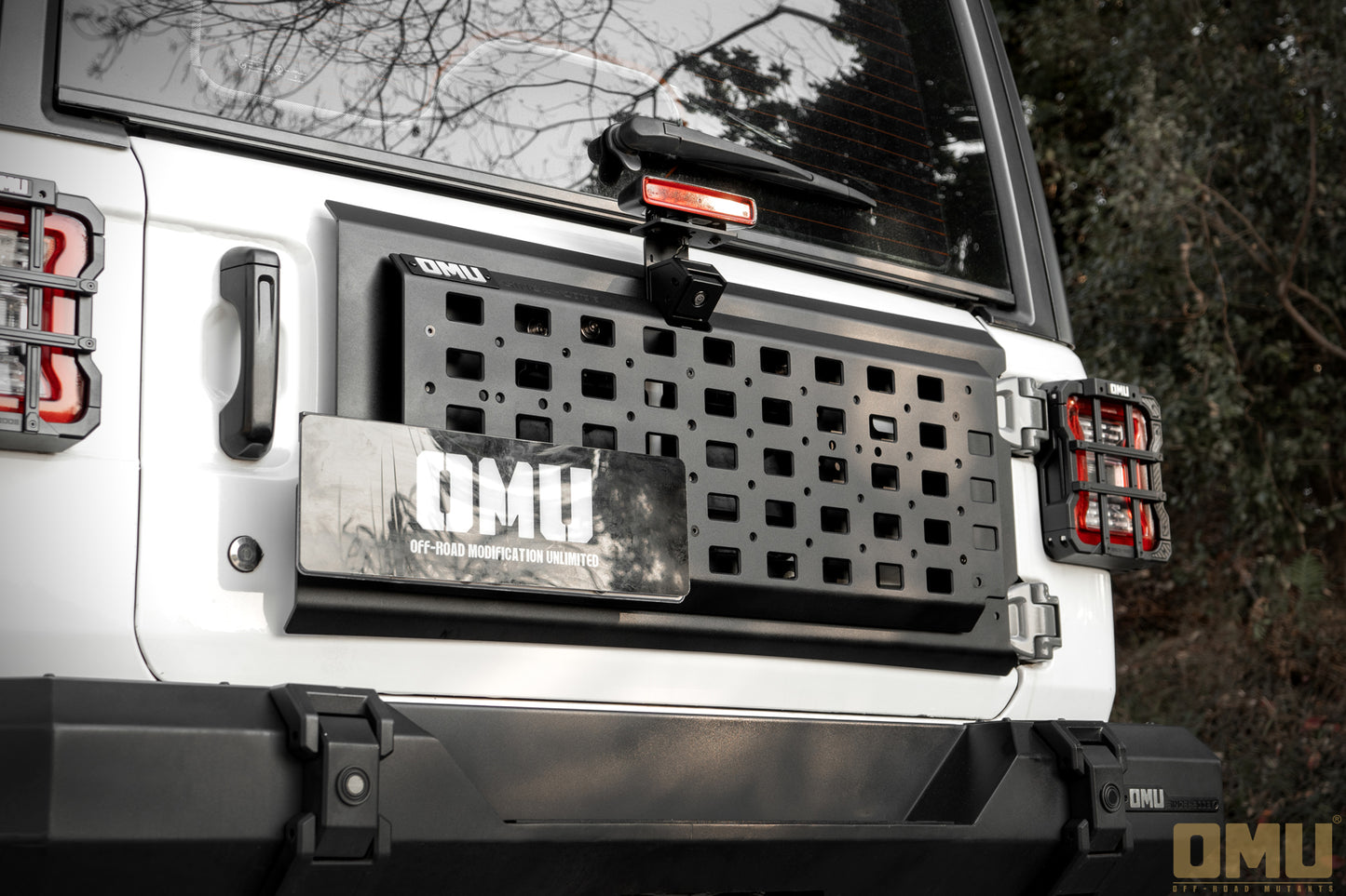 OMU Genesis Series Multi-Function Tailgate Expansion Panel For Jeep Wrangler JL