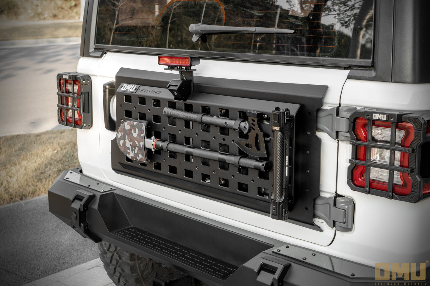 OMU Genesis Series Multi-Function Tailgate Expansion Panel For Jeep Wrangler JL